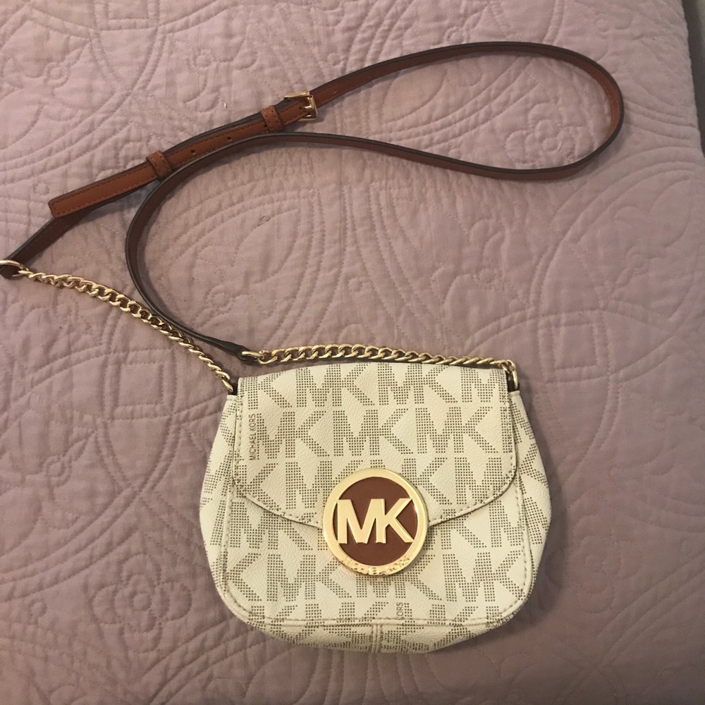 Small Michale Kors purse